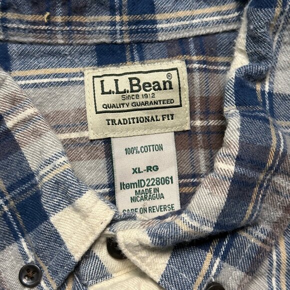 L.L. Bean Men's Scotch Plaid Flannel Shirt - White/Brown/Navy - Picture 3 of 5